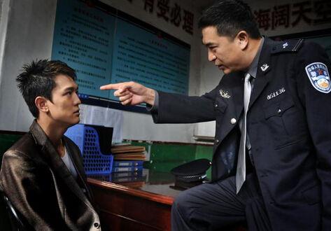 营盘镇警事全集在线观看,揭秘基层警务风云  第2张